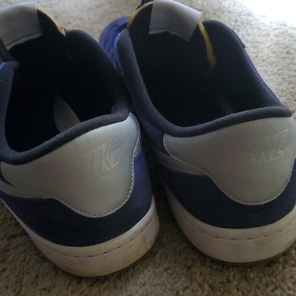 Mens Nike SB - Picture 3 of 3